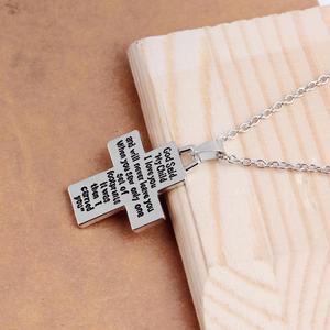 Collar ZRM de Aleación de Zinc con Colgante de Cruz y Huellas, Joyería de Moda con la Frase 'Dijo <span class=keywords><strong>Dios</strong></span>: Mi Hijo, <span class=keywords><strong>Te</strong></span> <span class=keywords><strong>Amo</strong></span>', Estilo Punk para Hombre - Product Image 4