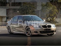 Kit carrosserie pare-chocs pour BMW série 5 E60 04-10 Upgeade to M power M5 style avec pare-chocs avant et arrière Phare de haute qualité