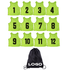 Maillots d'entraînement pour enfants les plus vendus, dossards de football en maille personnalisables par sublimation, service OEM pour le sport, impression de nom incluse - Product Image 4