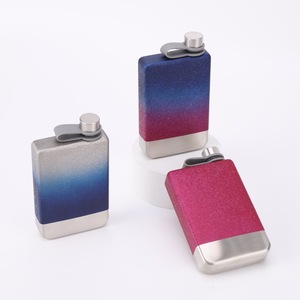 Nouvelle gourde à whisky carrée plate portable en acier inoxydable 304 de 9 oz, épaissie, anti-fuite et écologique, accessoires pour spiritueux de mariage - Product Image 5