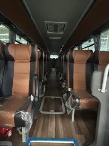 Autocar de luxe diesel TENGLONG avec toilettes, 14 m, 72 places, fabricant d'autocars touristiques haut de gamme - Product Image 5
