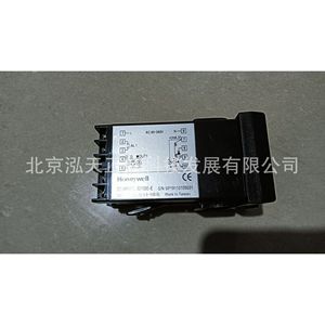 Thermostat Honeywell DC1010CL-301000-E, produit authentique, prix sur demande. - Product Image 4