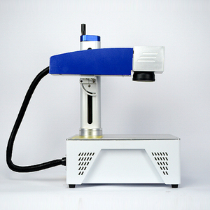 LY Machine de gravure de marquage laser à fibre de bureau 20W 30W 50W Graveur de métal pour PVC Plastique Acier inoxydable Découpe d'or - Product Image 3