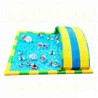 Piscine gonflable rectangulaire commerciale en mousse avec auvent pour événements pour enfants et jeux aquatiques