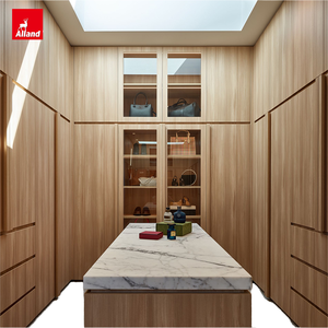 Dressing ouvert minimaliste contemporain, armoire en chêne clair sur mesure, tiroirs écologiques, meuble-lavabo flottant, appartement moderne - Product Image 2