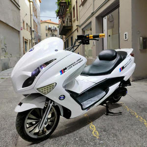 Motociclette Usate T3 Cruiser con Altoparlante Bluetooth, Popolari Moto da Turismo Usate con Schermo LCD e Alimentazione a Benzina - Product Image 1