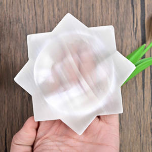 Vente en gros de bols en cristal poli de style bohème, de style naturel et de guérison, et de plaques et bols en sélénite transparente assortis pour la décoration - Product Image 6