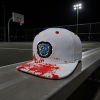 Casquette de baseball sportive en sergé avec motif graphique, patch requin de dessin animé, design éclaboussures de sang rouge, visière plate, style streetwear hip-hop, vente en gros