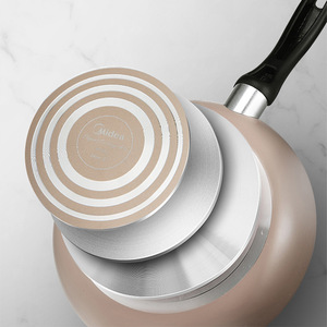 Sartén antiadherente Midea de 30 cm con revestimiento dorado para estufas de gas, solo lavar a mano - Product Image 2