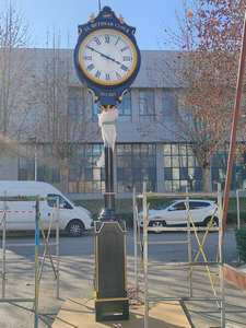 Horloge de rue et de paysage extérieur personnalisée de 3 mètres, à mouvement mécanique automatique par <span class=keywords><strong>satellite</strong></span>, en métal, avec affichage à aiguilles et <span class=keywords><strong>radio</strong></span> - Product Image 3