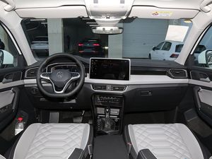 VM Tharu 2025 新款 <span class=keywords><strong>Edge</strong></span> 300TSI 高配版 1.5-2.0L 涡轮自动 SUV 带全景天窗 R17 左侧摄像头 - Product Image 4