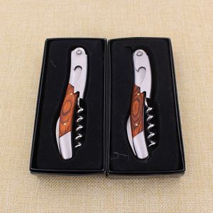 레이저 로고 빠른 배달 간단한 스타일 키 체인 와인 오프너 스테인레스 소재 도매 사용자 정의 나무 병따개 - Product Image 5