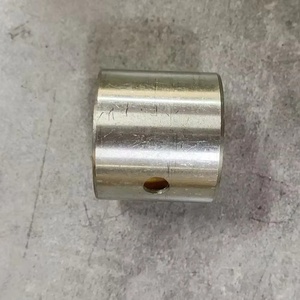 F5L912 BUCHA DE BIELA Pièce de rechange pour moteur d'excavatrice 03371612 Belparts - Product Image 1