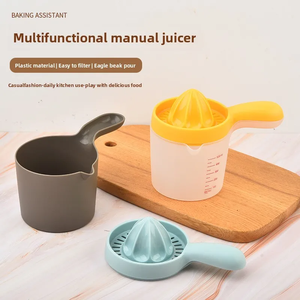 Presse-agrumes manuel en plastique multifonctionnel avec mesure, portable, presse-citron, extraction de jus frais, facile à nettoyer - Product Image 5