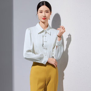 Nueva <span class=keywords><strong>blusa</strong></span> de satén Retro china para mujer, camisa de manga larga <span class=keywords><strong>con</strong></span> botones rojos sólidos <span class=keywords><strong>con</strong></span> diseño único para el verano primavera 1237 # - Product Image 4