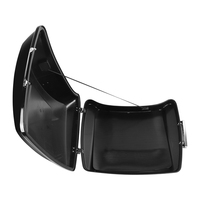 Sac de selle arrière pour moto ABS noir brillant 5,5 pouces Razor Tour avec fermoirs chromés compatible avec Harley Touring Road Street Glide 2014-2023