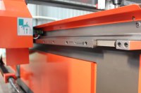 Offre Spéciale 1325 pour panneaux de particules MDF HDF OSB panneaux de bois massif fabrication de meubles 3 axes 1325 1530 ATC CNC routeur sculpture Machine