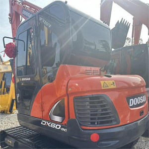 Mini-excavatrice sur chenilles hydraulique Doosan Dx60-9c d'occasion, 6 tonnes, avec godet de 0,2 m, pompe à engrenages, roulement, moteur de 54 kW - Product Image 4