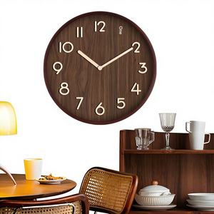 <span class=keywords><strong>นาฬิกา</strong></span><span class=keywords><strong>แขวน</strong></span>ผนังไม้แท้ ดีไซน์เรียบง่าย สไตล์ใหม่ เงียบสงบ ระบบควอตซ์ สำหรับห้องนอนและห้องนั่งเล่น - Product Image 1