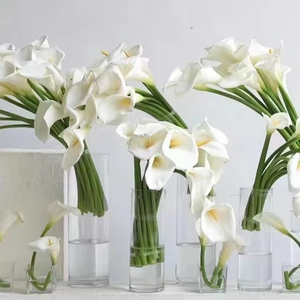 L-R092 Flores Artificiales de EVA de Alta Calidad al por Mayor, Lirios Calla Blancos de Tacto <span class=keywords><strong>Real</strong></span> para Decoración del Hogar y Bodas - Product Image 1