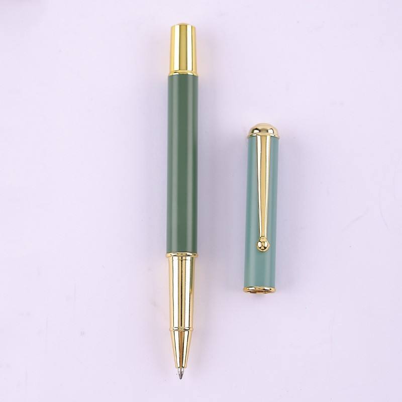 สีเขียว