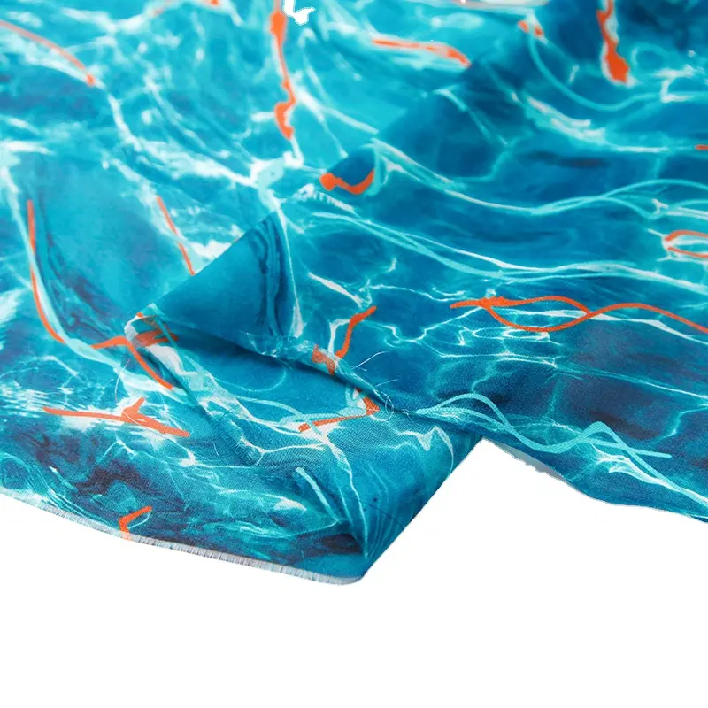 पोशाक के लिए फैशनेबल इतालवी डिजाइन उच्च गुणवत्ता वाले शुद्ध रेशम शिफॉन डिजिटल मुद्रित कपड़ा