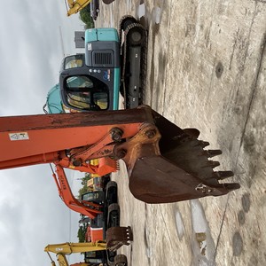Excavadora de cadenas Hitachi ZX125US usada a bajo precio, sin cola, pintura original, bajo consumo de combustible, para exportación global - Product Image 6