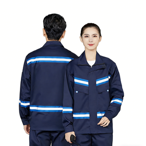 Combinaison à bandes réfléchissantes haute visibilité, vêtements de travail en polyester et coton pour garage, construction et autres environnements de travail sécurisés - Product Image 1