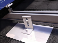 Base de montage solaire pour toiture en tuiles d'asphalte avec joint d'étanchéité en caoutchouc EPDM intégré