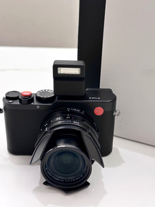 ราคาขายส่งกล้อง Leica D-Lux 8 พร้อมเลนส์ 24-75 มม. ความละเอียด 21MP บันทึกวิดีโอ 4K กล้องคอมแพค - Product Image 1