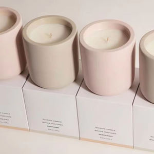 Candela in Cera di Soia in Vaso di Ceramica Moderno Nordico, Candela Votiva di Lusso Artigianale Unica per Ringraziamento, Natale, Compleanni - Product Image 1