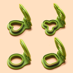 ラブベアラウンドスクエアシェイプグリーンプラスチックステンレス鋼漫画サンドイッチクッキースタンプカッター子供用 - Product Image 5