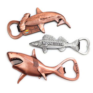 Custom Design Logo Zink Legering Strand Zee Dier Souvenir Vis Vorm Koelkast Magneet Flesopener - Product Image 1