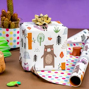 Papel de Regalo Reversible con Tema de Animales del Bosque, 17 Pulgadas x 16.5 Pies, Papel Ecológico para Manualidades - Product Image 3