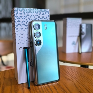 Smartphone 5G Triple Caméra Téléphone Mobile Cadre Fin Appareil Sans Fil Panneau Arrière Vert - Product Image 5