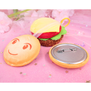 Badge bouton en peluche personnalisé, épingle à nom, <span class=keywords><strong>hamburger</strong></span> combo, vente en gros, logo, impression UV, cadeaux promotionnels d'entreprise - Product Image 3