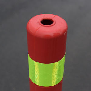 <span class=keywords><strong>Poteau</strong></span> de délinéation de barils de signalisation réfléchissants en plastique de sécurité flexible robuste avec <span class=keywords><strong>poteau</strong></span> d'avertissement de cône de <span class=keywords><strong>base</strong></span> - Product Image 2