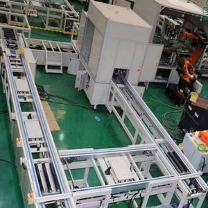 Toshine Durable Palletized Chain Conveyor 90 180 Degree Turning 20m/min Speed 220V/380V Voltage 1 Year Warranty for Automated - Product Image 1