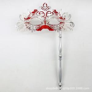 <span class=keywords><strong>Masque</strong></span> de mascarade demi-visage pour femme <span class=keywords><strong>avec</strong></span> diamants en métal et bâton pour la remise des diplômes et les fêtes d'Halloween vénitiennes - Product Image 2