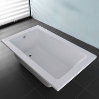 Baignoire rectangulaire en acrylique blanc à immersion profonde avec drain d'angle intégré et design confortable - Vente directe d'usine