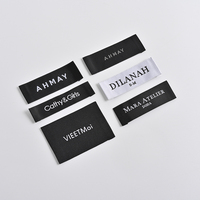 Étiquettes personnalisées pour vêtements, en satin de soie imprimé, avec logo de marque, pour chemises, étiquettes tissées pour vêtements