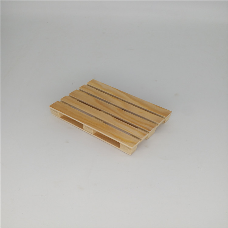 Деревянные поддоны под заказ