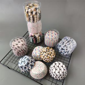 100 Uds tazas <span class=keywords><strong>de</strong></span> postre desechables grandes revestimientos redondos para cupcakes para panadería tienda fiesta aperitivos pastel Pop Display - Product Image 4