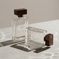 Flacon de parfum carré mat transparent de 100 ml avec pulvérisateur à pompe, emballage de luxe, diffuseur à bâtonnets, MOQ 100 pièces