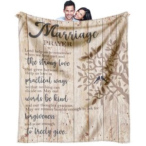 Couverture en flanelle pour jeunes mariés, couverture de sieste légère et résistante à la décoloration pour le voyage et le camping, impression personnalisée, vente en gros - Product Image 6