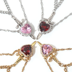 Kalung Pedang Perak Gotik Vintage dan Liontin Berlian Merah Bentuk Hati, Pedang Modis untuk Pasangan, Hadiah Hari Valentine - Product Image 2