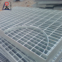 Grilles de voie d'accès en acier galvanisé à chaud, grilles en acier robustes, poids par mètre carré