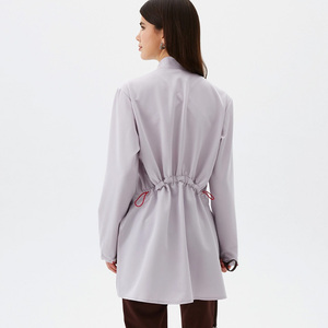 Blouse de laboratoire blanche à manches longues personnalisable uniforme de médecin hospitalier avec logo personnalisé soie et Spandex tissé directement à l'usine - Product Image 5