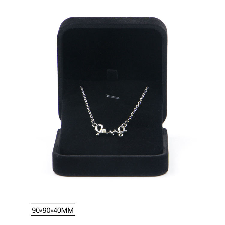 Noir 9*9 pendentif boîte