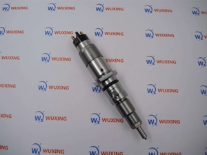 Diesel <b>Engine</b> <b>Auto</b> Parts Diesel Fuel Injector 0445120060 Common Rail Injector 0445120060 0445120133 0445120215 - Product Image 3